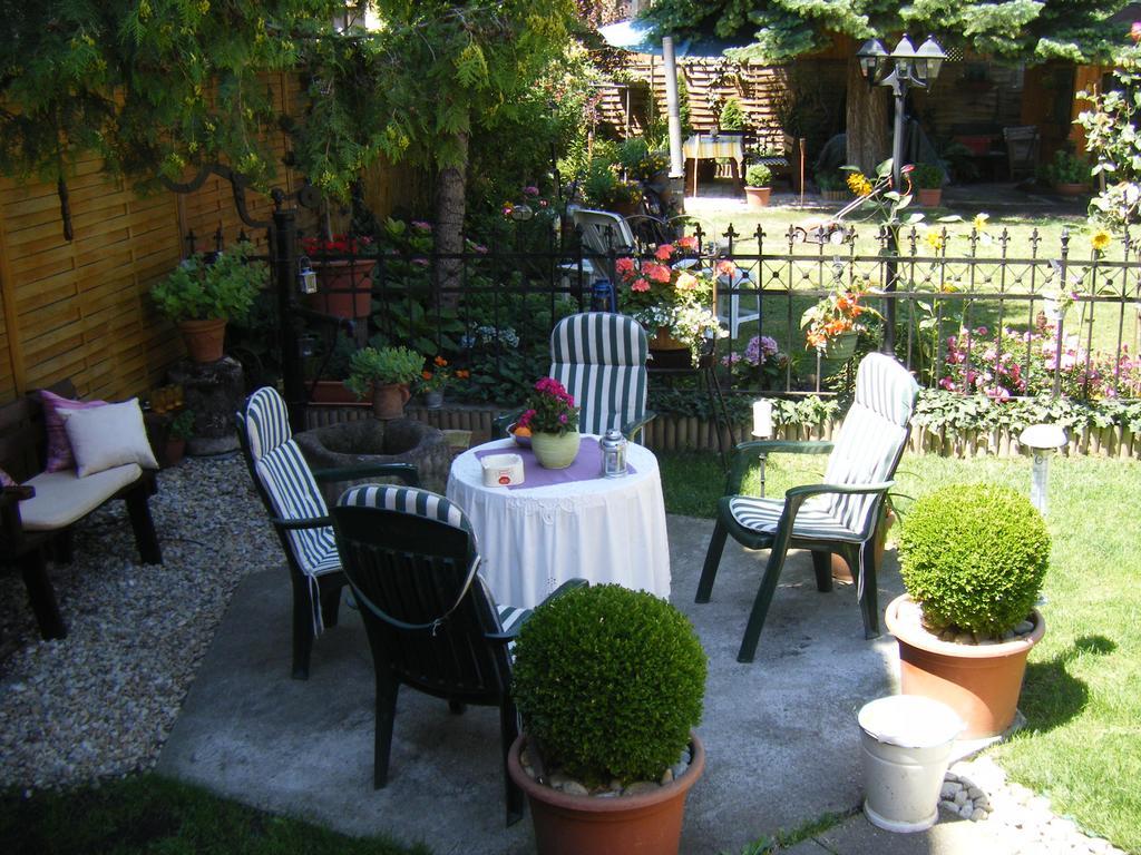Sopron Eszter Apartman Phòng bức ảnh